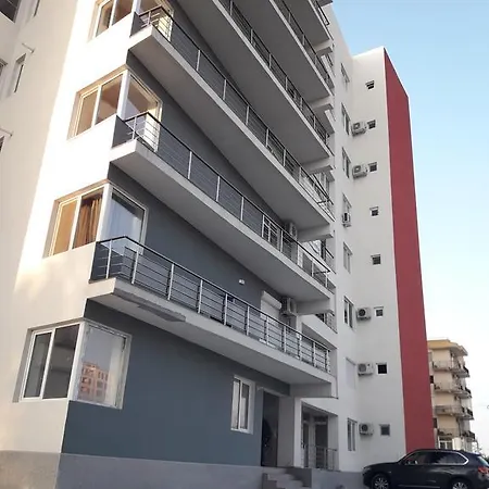 City Apartament * 那沃达利